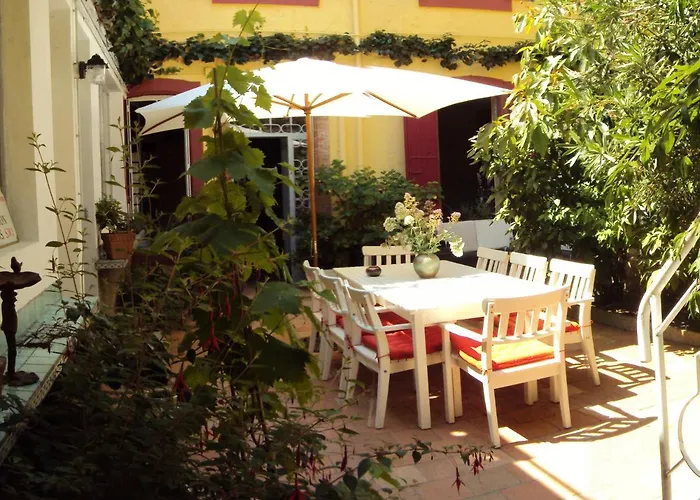 Les Chambres Des Dames