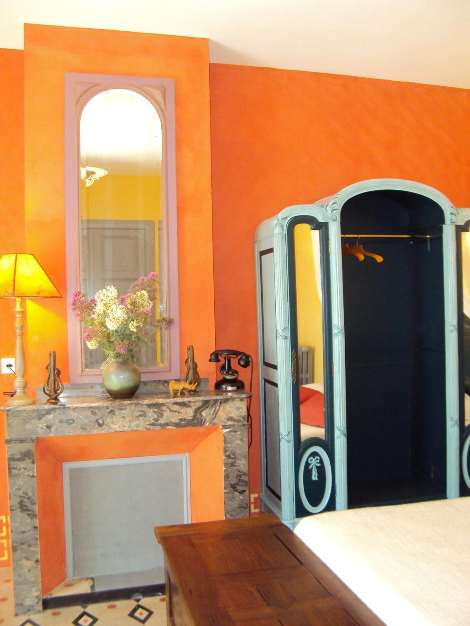 Les Des Dames Bed & Breakfast